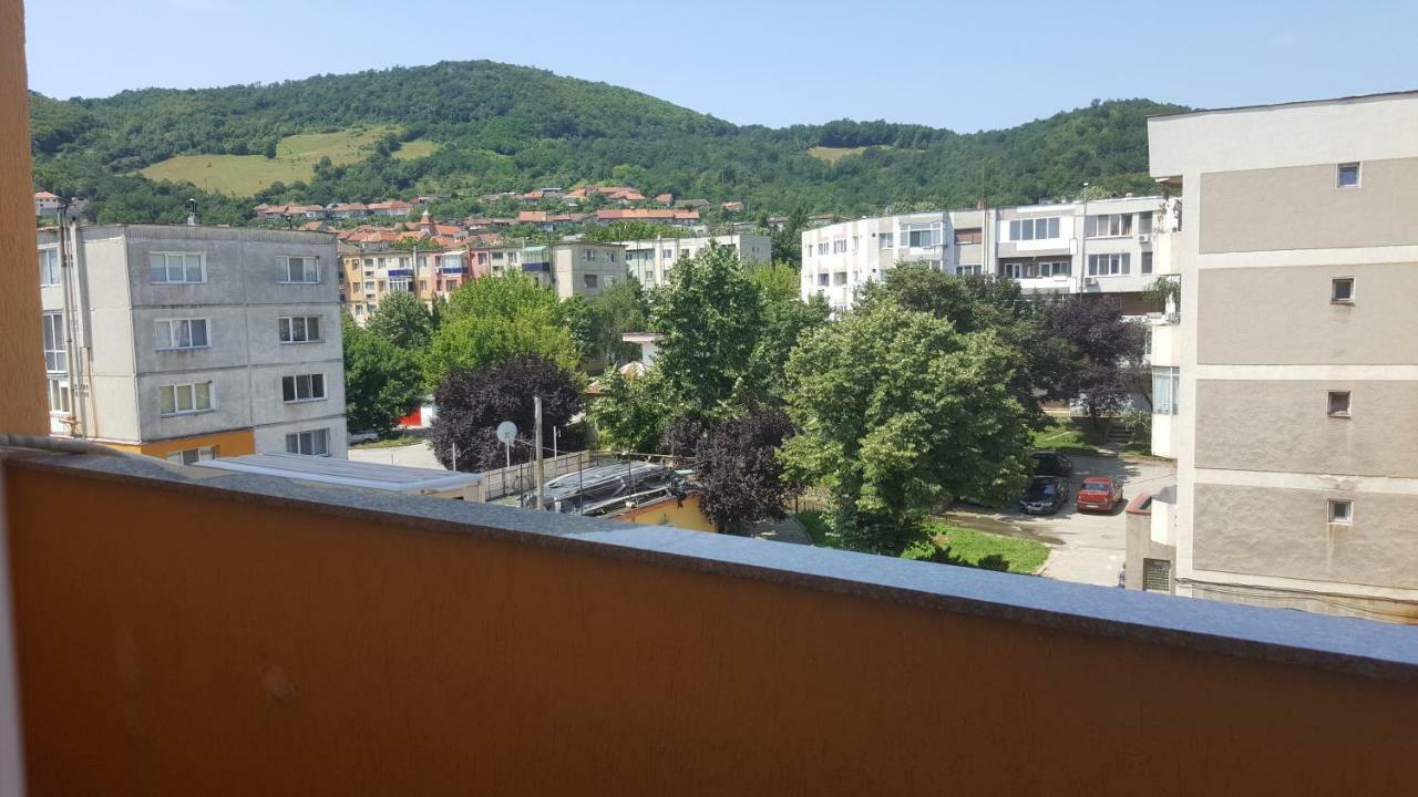 Apartament Victory Διαμέρισμα Orşova Εξωτερικό φωτογραφία