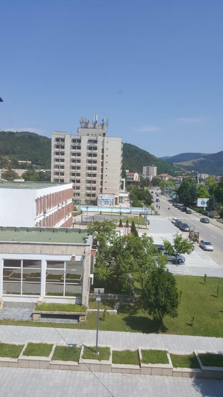 Apartament Victory Διαμέρισμα Orşova Εξωτερικό φωτογραφία