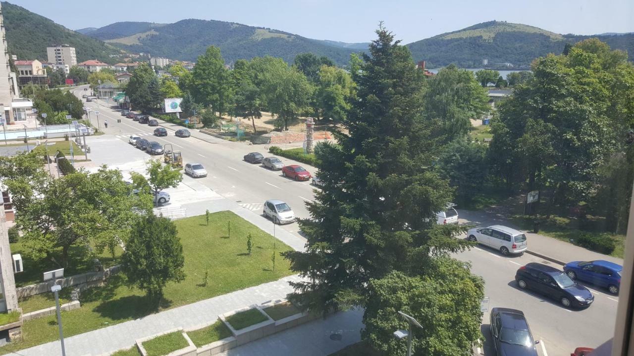 Apartament Victory Διαμέρισμα Orşova Εξωτερικό φωτογραφία